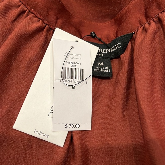 Banana Republic Volume Long Sleeve Blouse Button Women Size M New - Picture 6 of 8